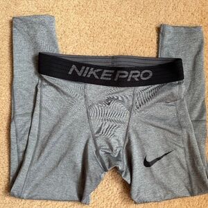 Men's 3/4 Nike Pro gray DRI-FIT leggings - size Small